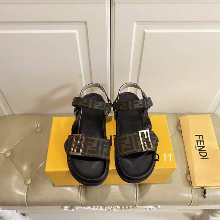 Picture of Fendi Slippers _SKUFendicolorusz35-45Y05162755
